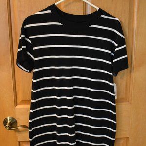 Time & True T-shirt Dress